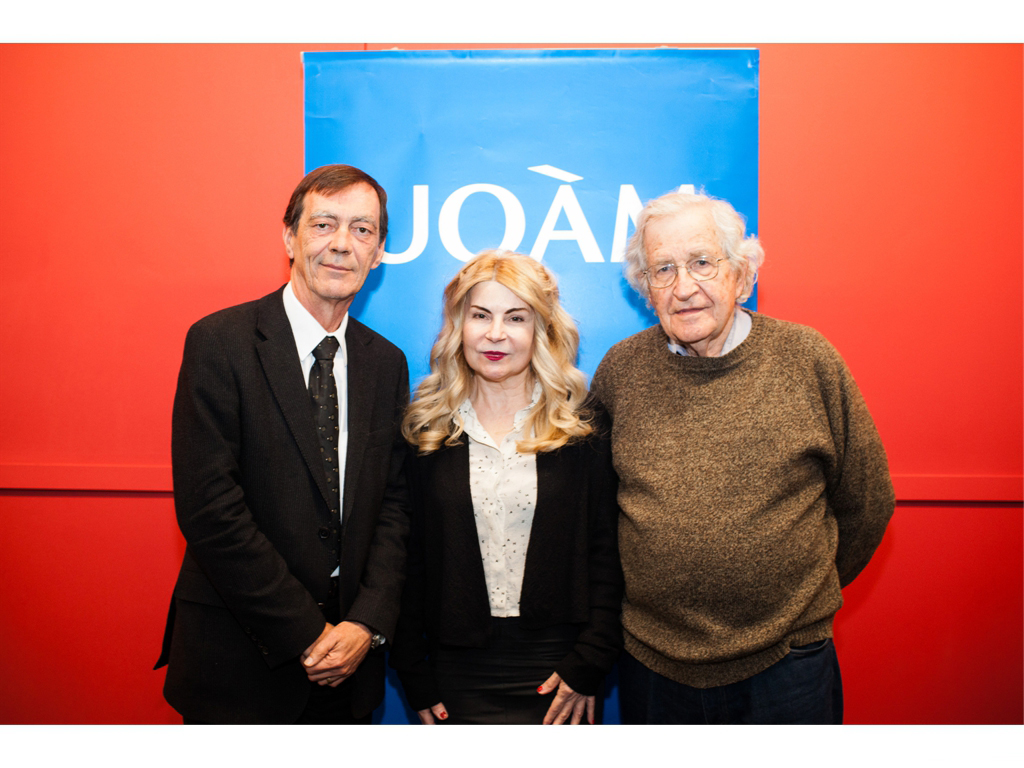 NoamChomsky_UQAM2013_24