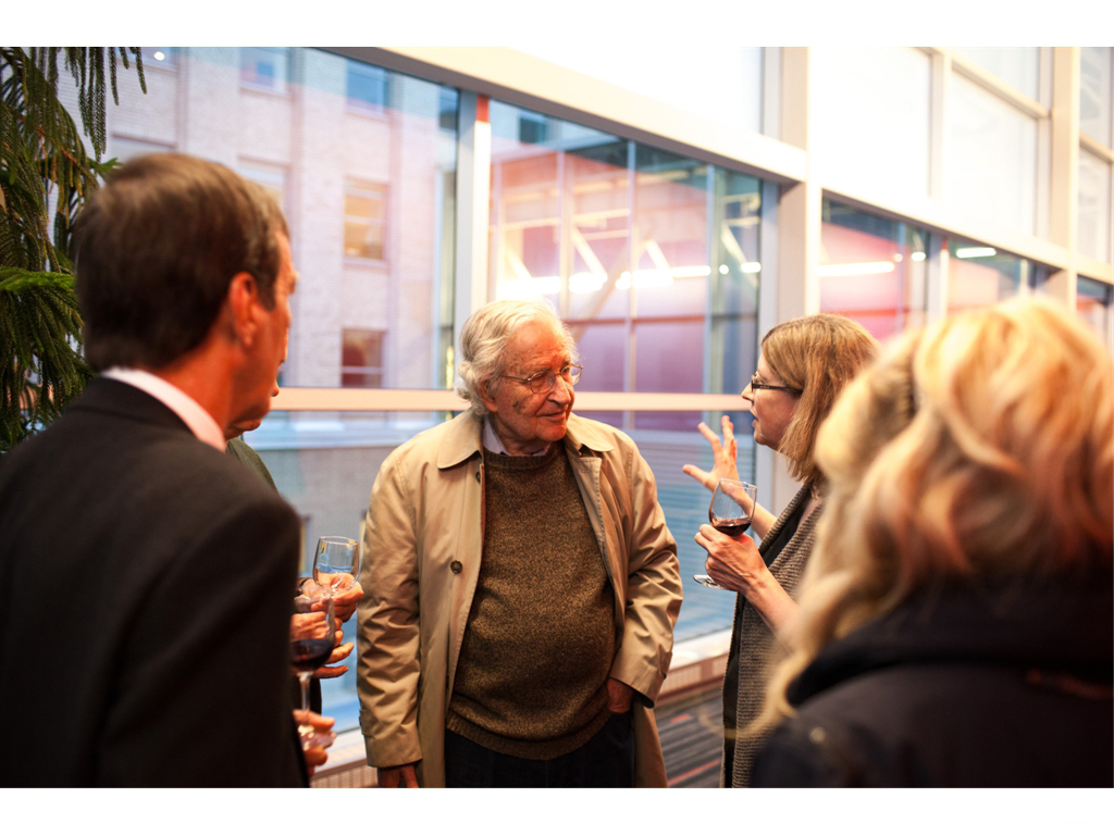 NoamChomsky_UQAM2013_32